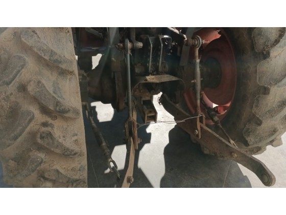 Trator Kubota 2500DT 2003 para peças